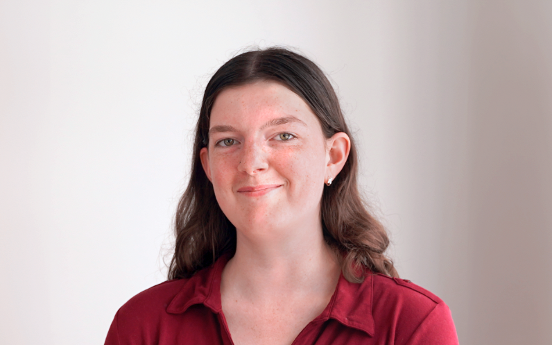 Lydia Acton headshot
